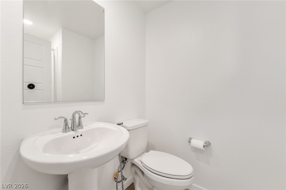 894 Cadence View Way Henderson, NV 89011 - Photo 10 of 23 A well-maintained lavatory provides essential convenience for occupants and visitors.