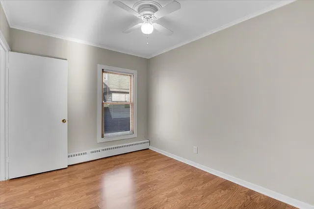 $1,650 | 17 South 4th Avenue, Unit B, St. Charles, IL 60174