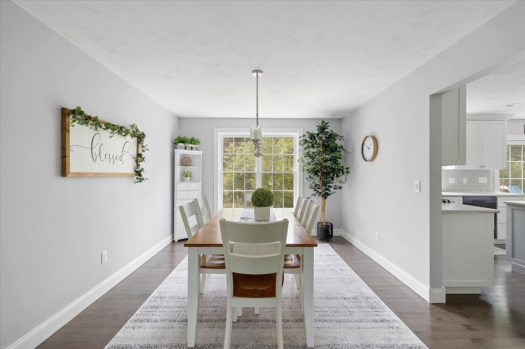 15 Tannery Road Sturbridge, MA 01518 - Photo 11 of 41 a living room with furniture and a window
