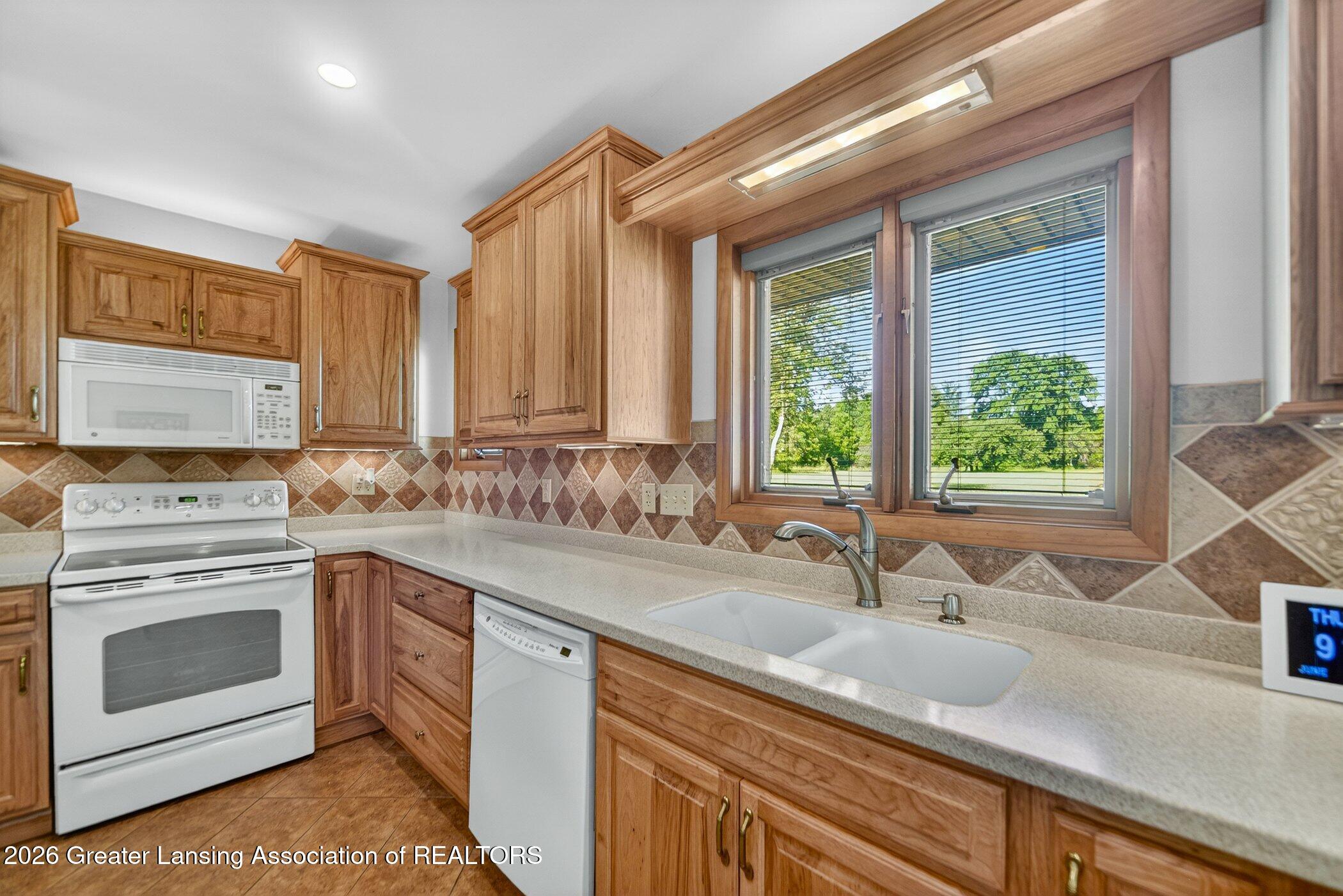 11165 Nixon Road Grand Ledge, MI 48837 - Photo 16 of 43 11165-Nixon-Rd-Windowstill-Photography 1