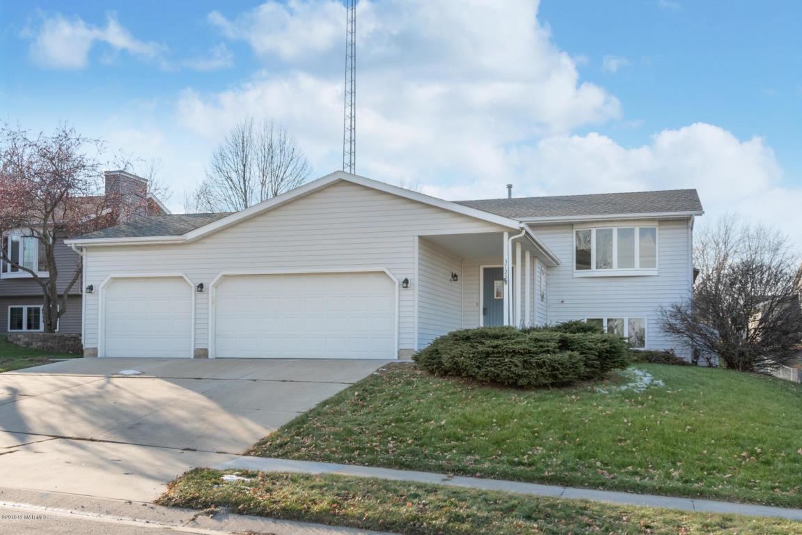 3725 11th Avenue Southwest Rochester, MN 55902 - Photo 1 of 1