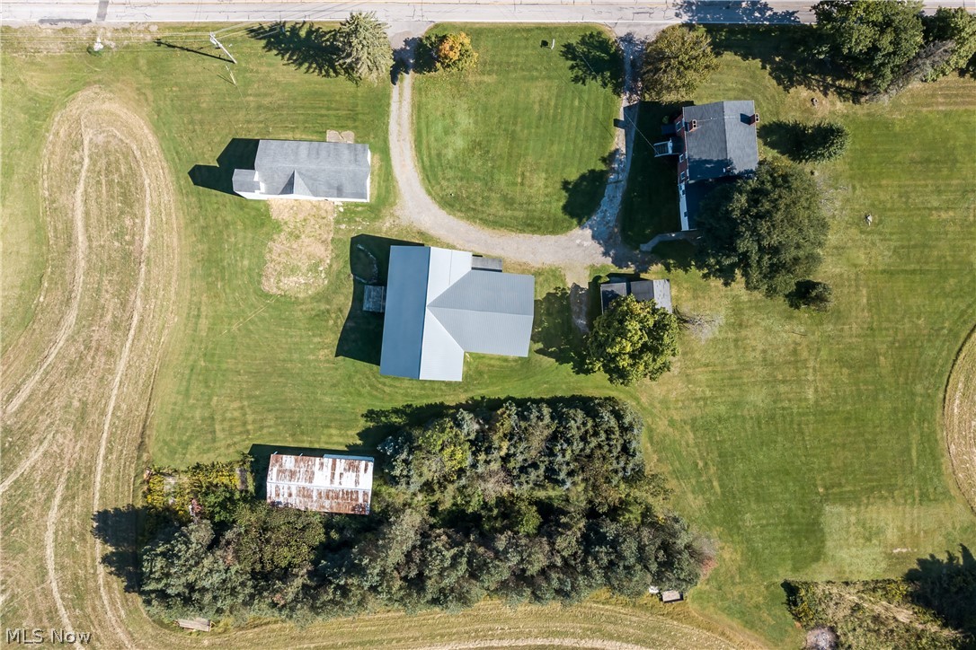 12140 Taylor Wells Road Chardon, OH 44024 - Photo 8 of 35 Gallery Image 8