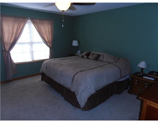 51432 Righter Lane South Bend, IN 46628 - Photo 5 of 13 Gallery Image 5
