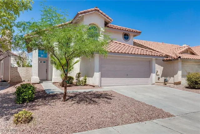 $2,325 | 323 Cavalla Street, Henderson, NV 89074