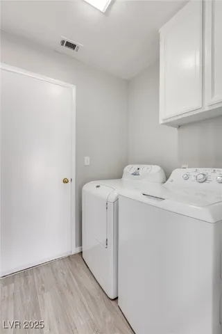 $2,325 | 323 Cavalla Street, Henderson, NV 89074