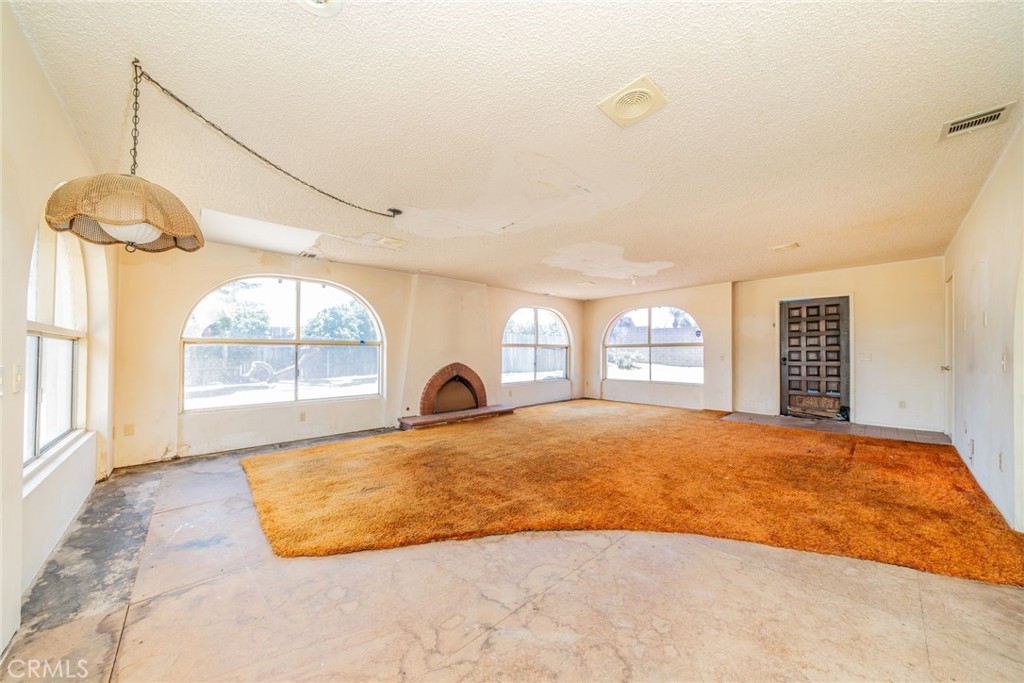 8807 Orange Street Rancho Cucamonga, CA 91701 - Photo 5 of 23