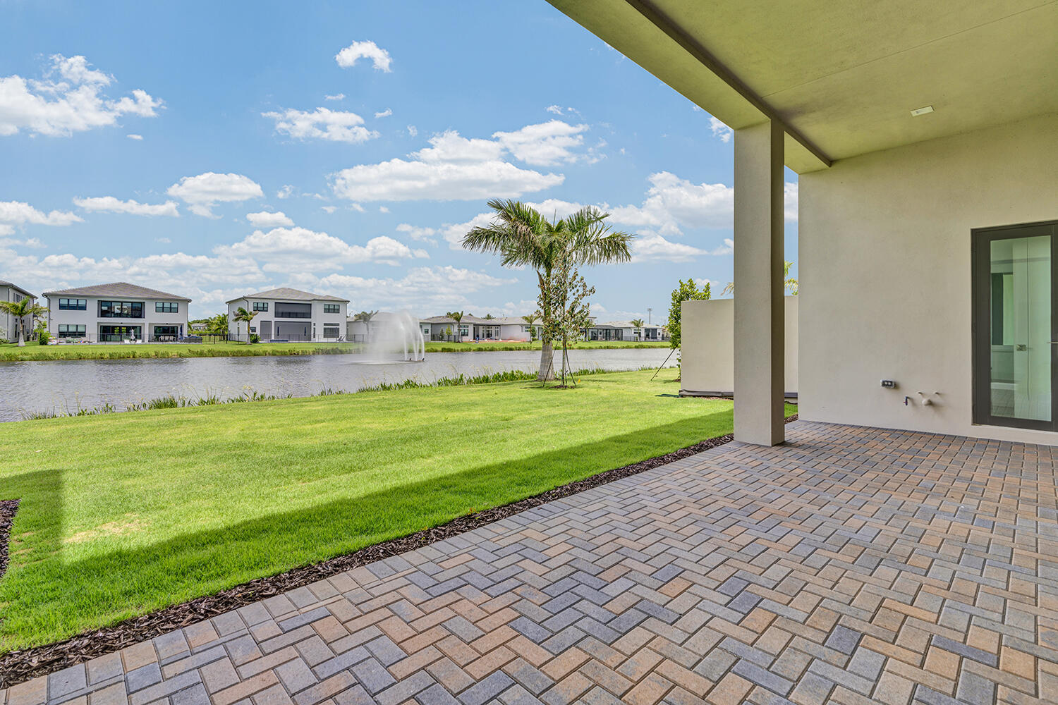 9523 Riverside Pk Drive Boca Raton, FL 33434 - Photo 37 of 47 Outdoor Patio