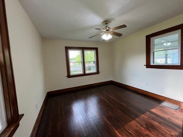 2142 Sale Road Columbus, OH 43224 - Photo 8 of 29 IMG_7589 (1)