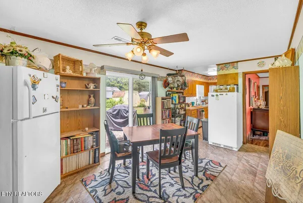$244,500 | 225 Spring Street, Spring City, TN 37381