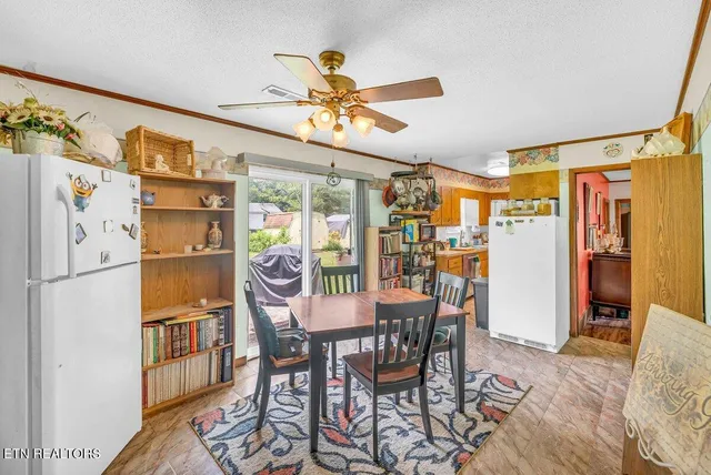 $249,500 | 225 Spring Street, Spring City, TN 37381