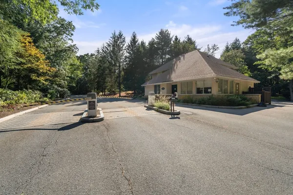 $2,579,000 | 202 Allandale Road, Unit B, Boston, MA 02467