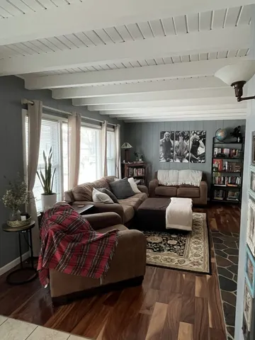 $244,900 | 1305 Wisconsin Street, Le Claire, IA 52753