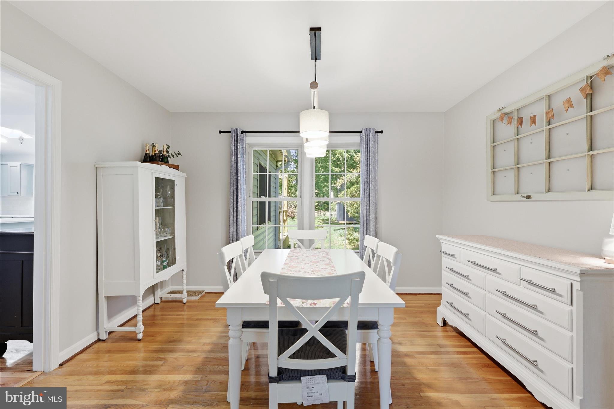 8604 Riverside Road Alexandria, VA 22308 - Photo 11 of 53 Separate dining room