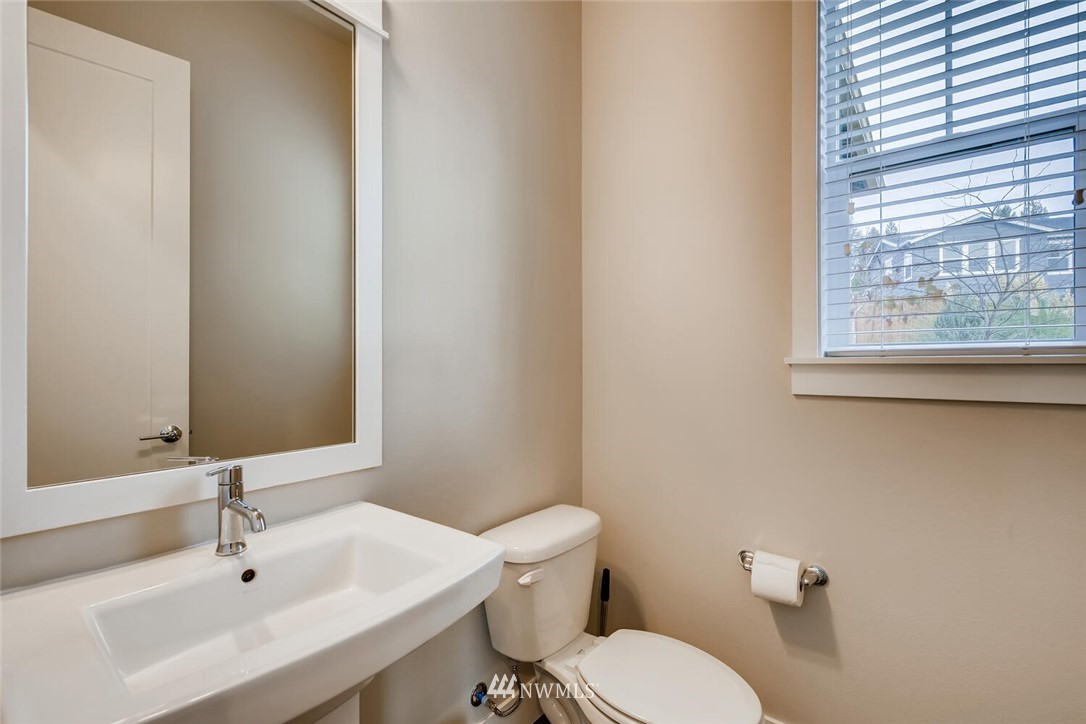 21811 33rd Drive Southeast Bothell, WA 98021 - Photo 14 of 31