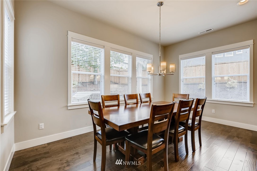 21811 33rd Drive Southeast Bothell, WA 98021 - Photo 6 of 31