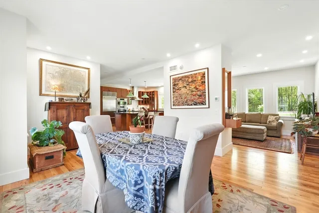 $975,000 | 13-15 Vista Terrace, Amherst, MA 01002