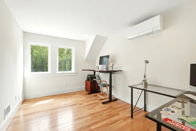 $975,000 | 13-15 Vista Terrace, Amherst, MA 01002