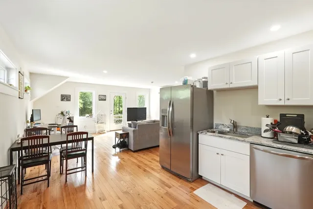 $975,000 | 13-15 Vista Terrace, Amherst, MA 01002