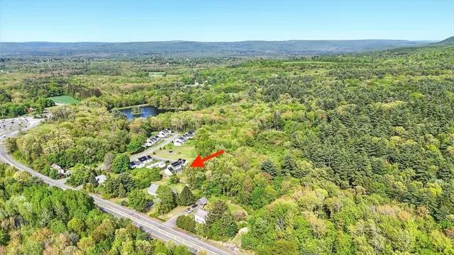 $975,000 | 13-15 Vista Terrace, Amherst, MA 01002