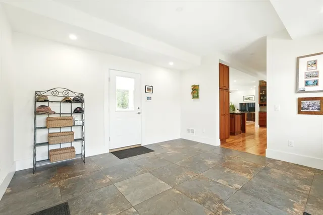 $975,000 | 13-15 Vista Terrace, Amherst, MA 01002