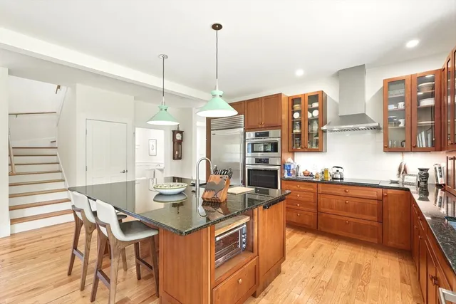 $975,000 | 13-15 Vista Terrace, Amherst, MA 01002