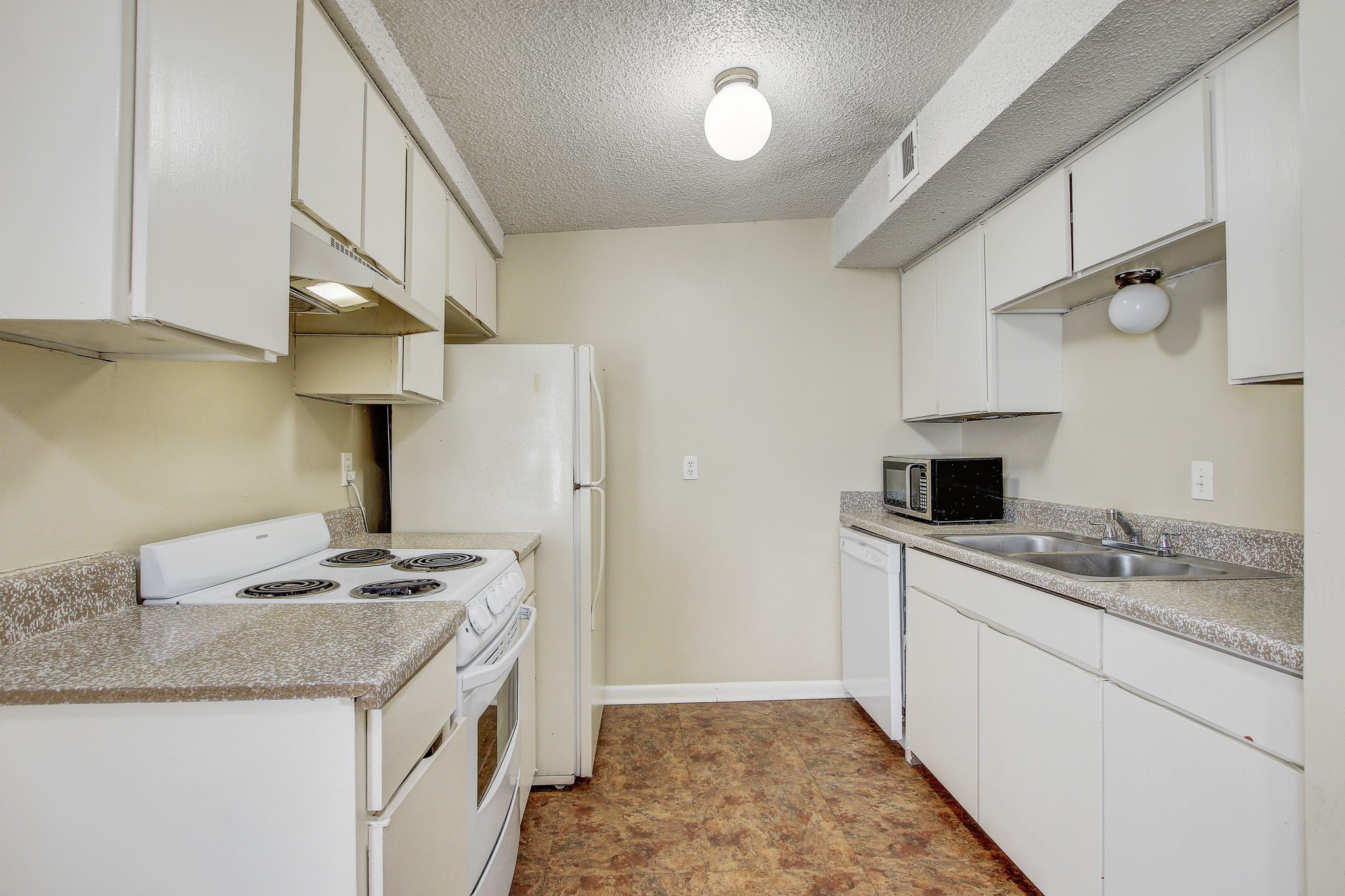 2408 Longview Street, Unit 211 Austin, TX 78705 - Photo 12 of 23