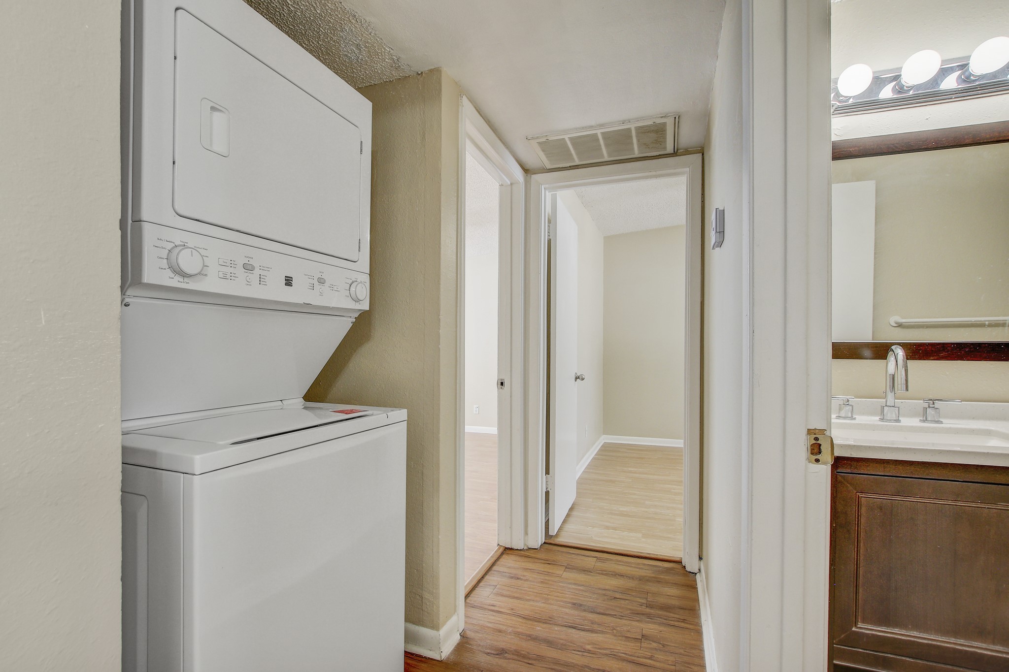 2408 Longview Street, Unit 211 Austin, TX 78705 - Photo 15 of 23