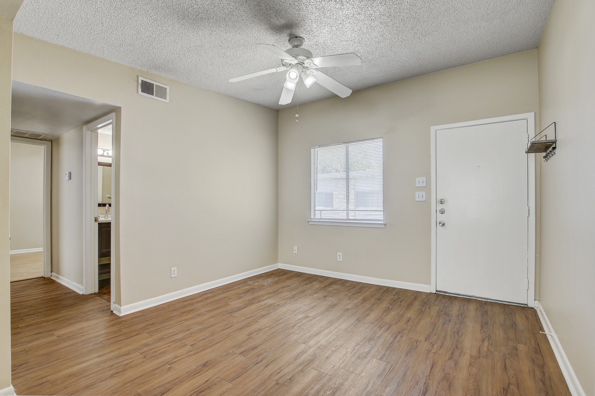 2408 Longview Street, Unit 211 Austin, TX 78705 - Photo 7 of 23