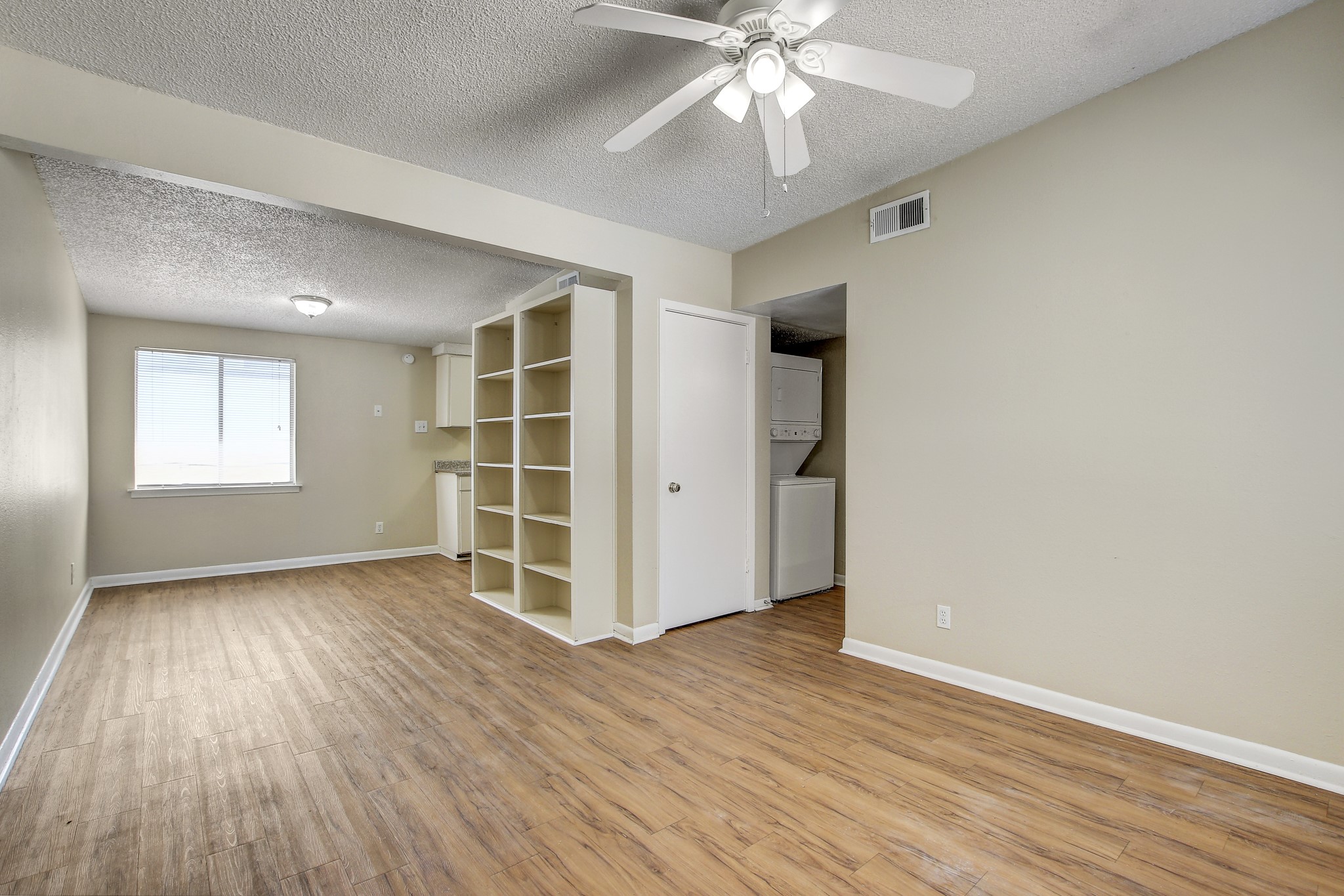 2408 Longview Street, Unit 211 Austin, TX 78705 - Photo 9 of 23