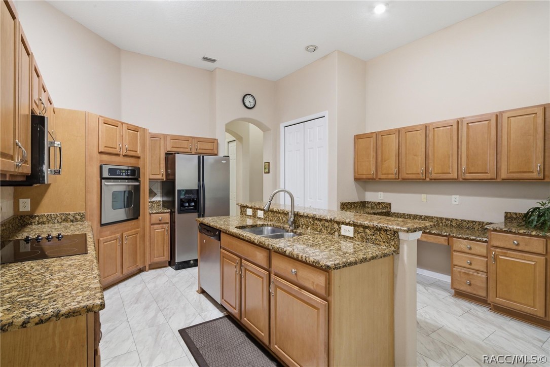 1038 West Rollingwood Court Hernando, FL 34442 - Photo 2 of 63