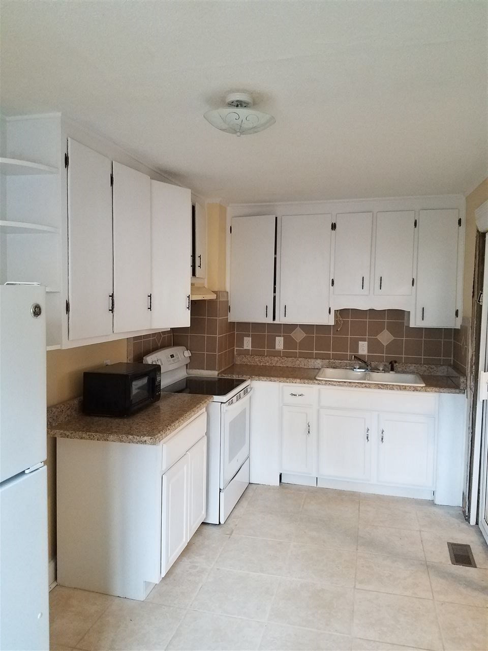 2524 Newbold Street, Unit 1 Raleigh, NC 27603 - Photo 6 of 12 Photo 6