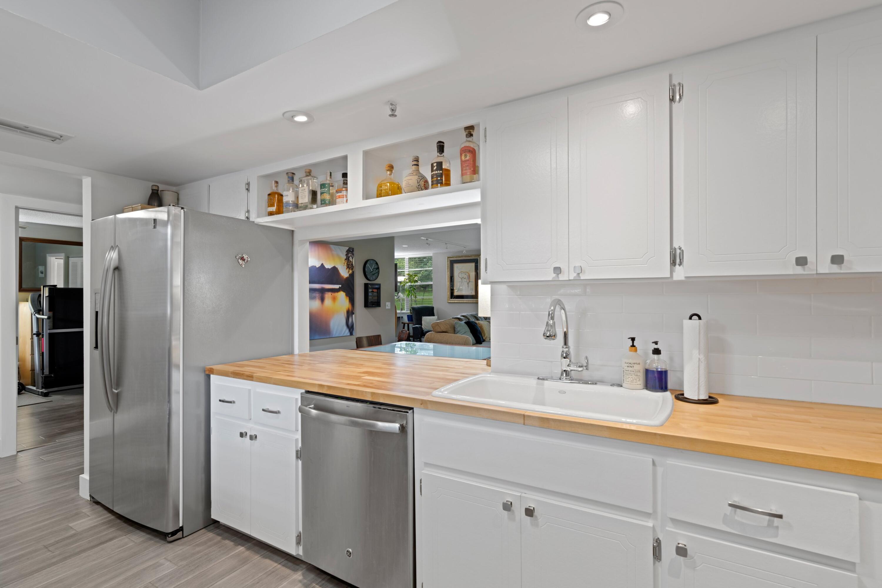 198 Northwest 67th Street, Unit 103 Boca Raton, FL 33487 - Photo 1 of 24 Kitchen
