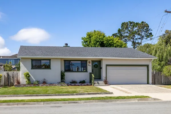 $1,350,000 | 631 Junipero Avenue, Pacific Grove, CA 93950