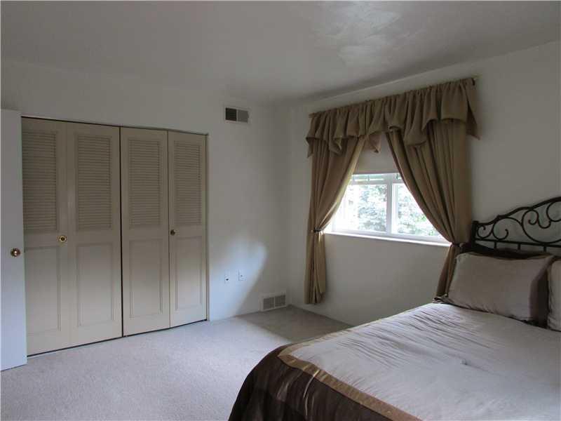 Bedroom. 