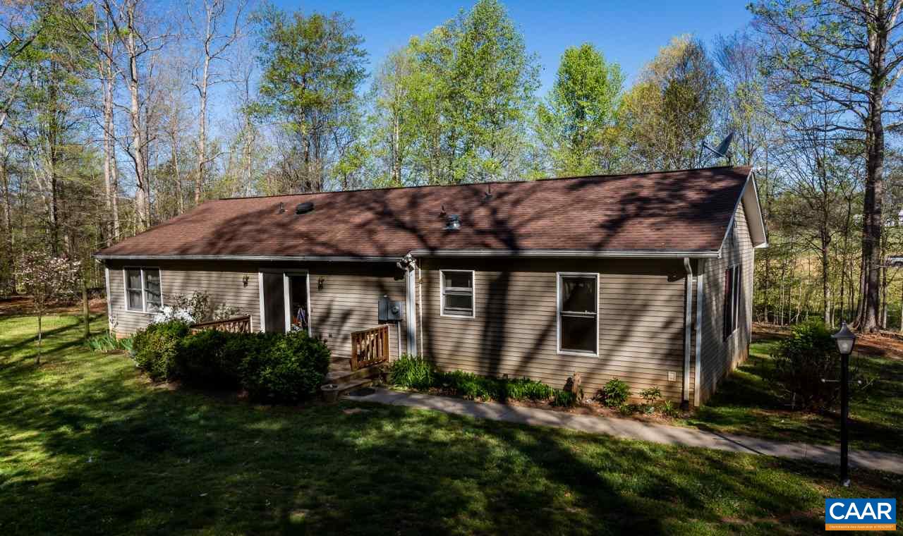 502 Bybees Church Road Palmyra, VA 22963 - Photo 13 of 15 front view of house with a yard