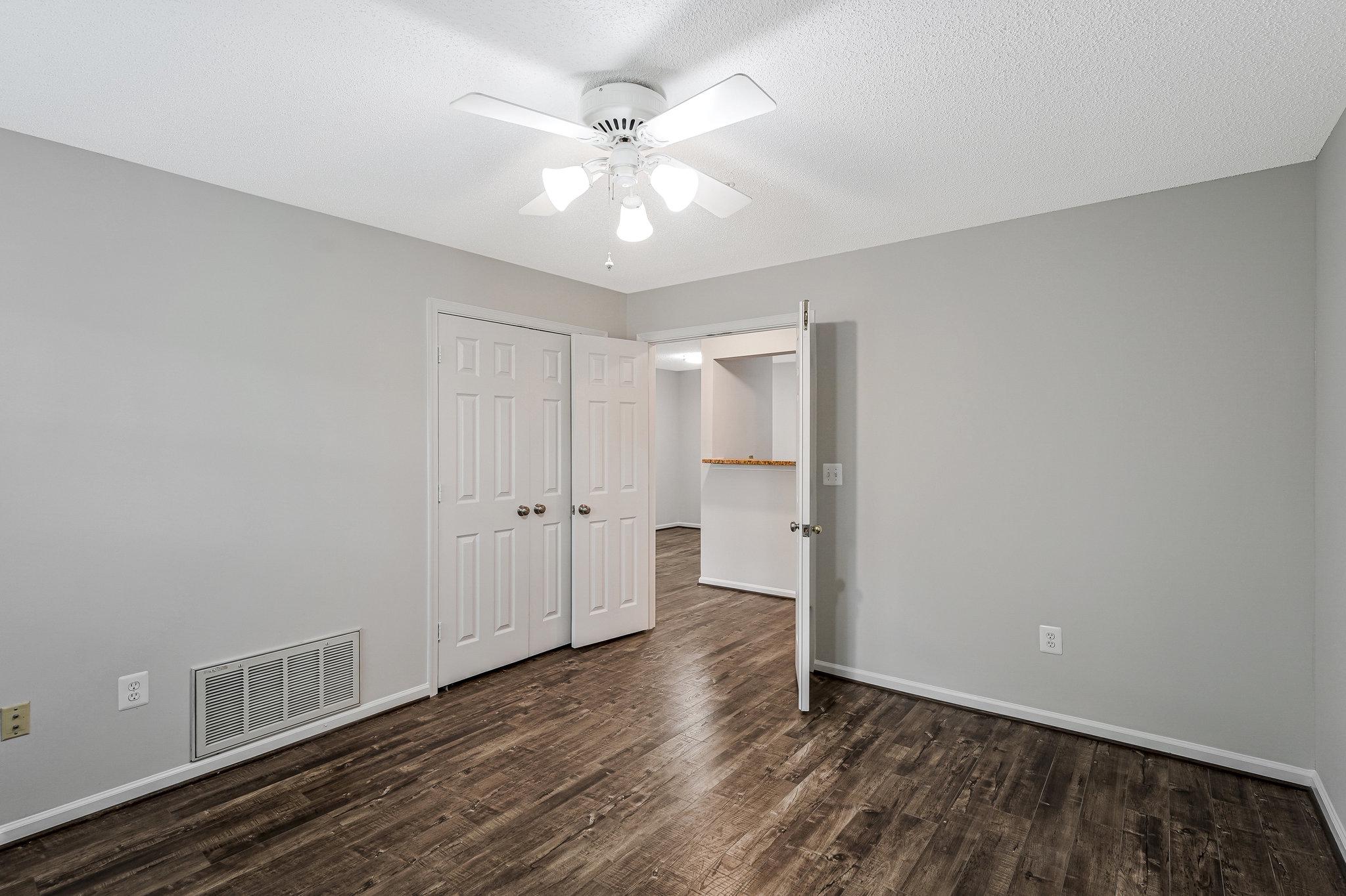 12005 Taliesin Place, Unit 36 Reston, VA 20190 - Photo 22 of 37 Second bedroom