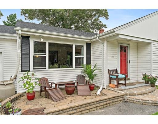 122 Stony Brook Road Raynham, MA 02767 - Photo 3 of 15 Gallery Image 3