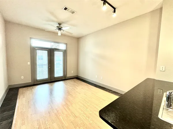 $1,150 | 3660 Richmond St Avenue, Unit 112, Houston, TX 77046