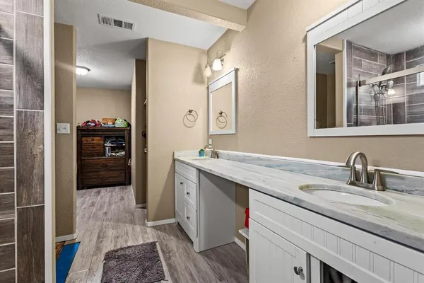 $600,000 | 469 Dugan Chapel Road, Bells, TX 75414