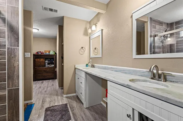 $625,000 | 469 Dugan Chapel Road, Bells, TX 75414