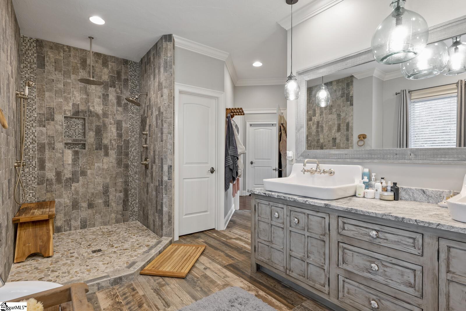 803 Clearlake Point Seneca, SC 29672 - Photo 22 of 35 Gallery Image 22