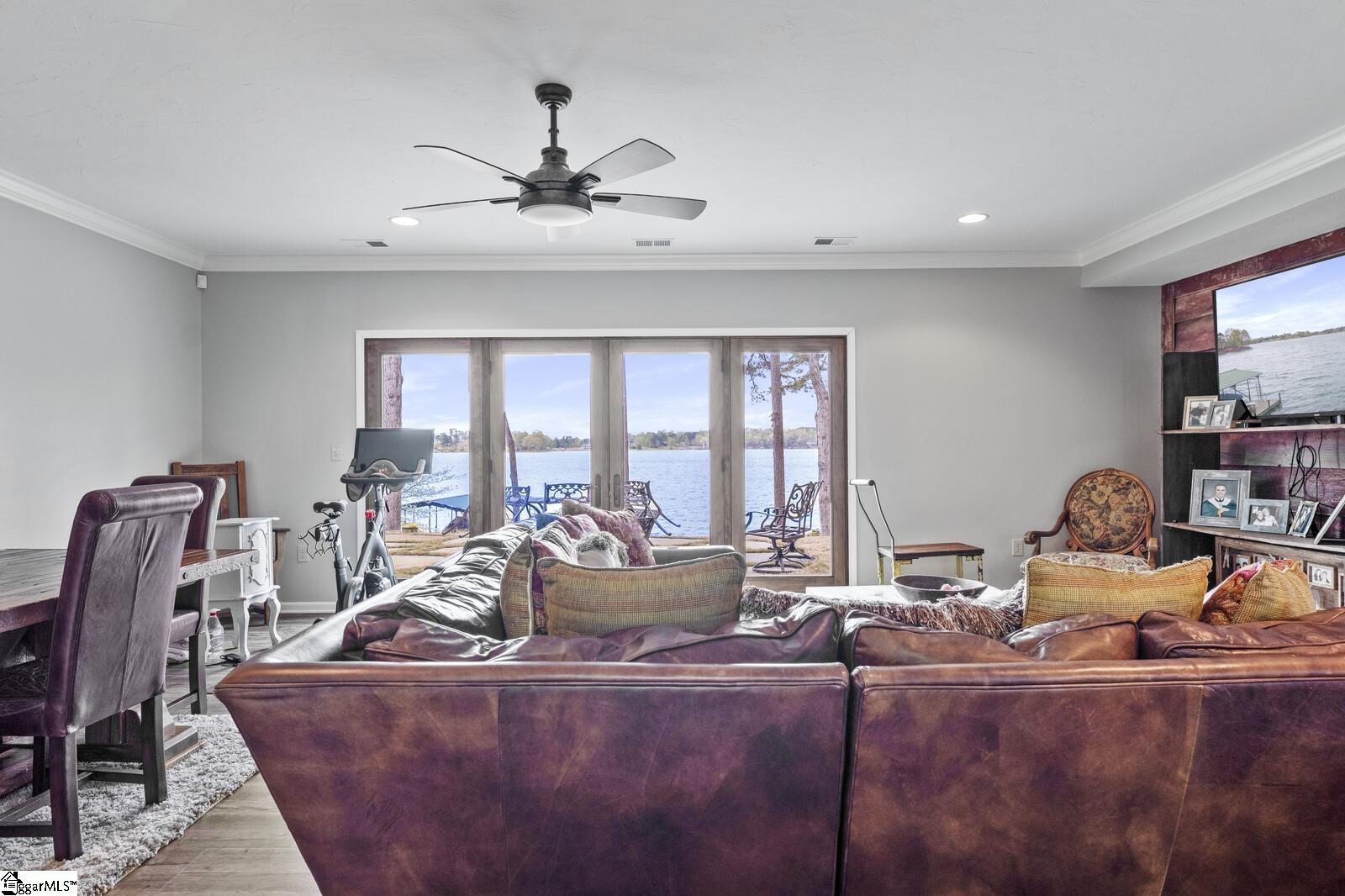 803 Clearlake Point Seneca, SC 29672 - Photo 28 of 35 Gallery Image 28