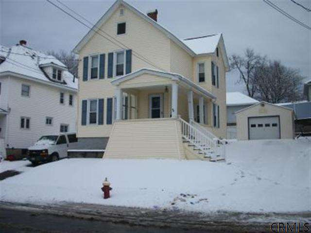 35 Romeyn Avenue Amsterdam, NY 12010 - Photo 2 of 17 Photo 2