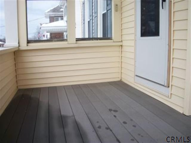 35 Romeyn Avenue Amsterdam, NY 12010 - Photo 4 of 17 Photo 4
