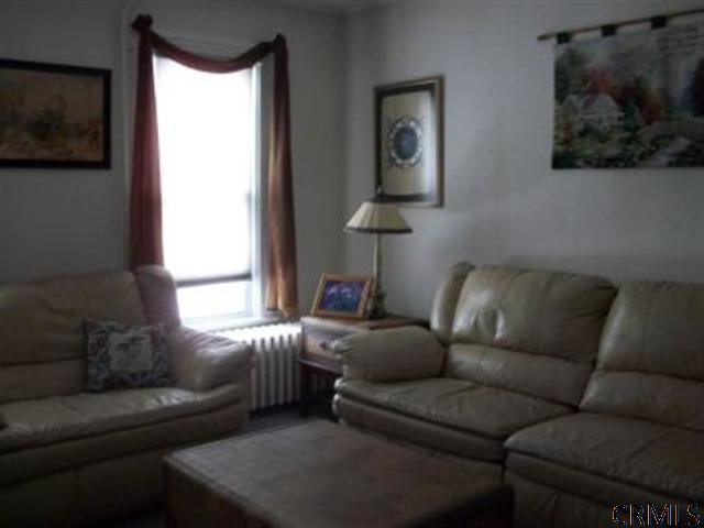 35 Romeyn Avenue Amsterdam, NY 12010 - Photo 6 of 17 Photo 6