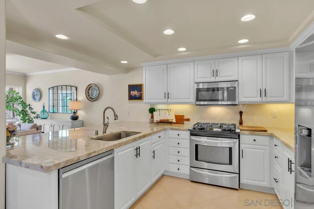 4 GingerTree Lane Coronado, CA 92118 - Photo 4 of 47