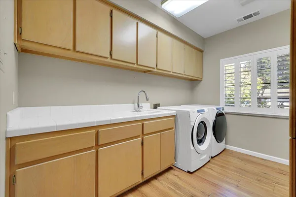 $1,190,000 | 620 Lyndsey Lane, Yuba City, CA 95993