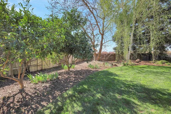 $1,190,000 | 620 Lyndsey Lane, Yuba City, CA 95993