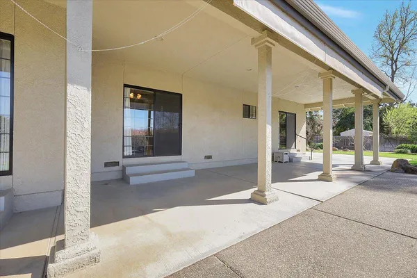 $1,190,000 | 620 Lyndsey Lane, Yuba City, CA 95993