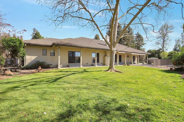 $1,190,000 | 620 Lyndsey Lane, Yuba City, CA 95993